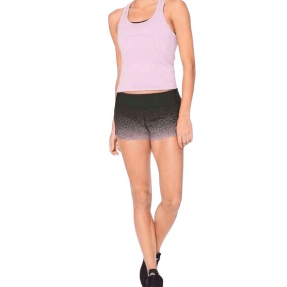 LULULEMON ATHLETICA Speed Up Short 2.5' (Low Rise) Size 4 - Picture 3 of 6